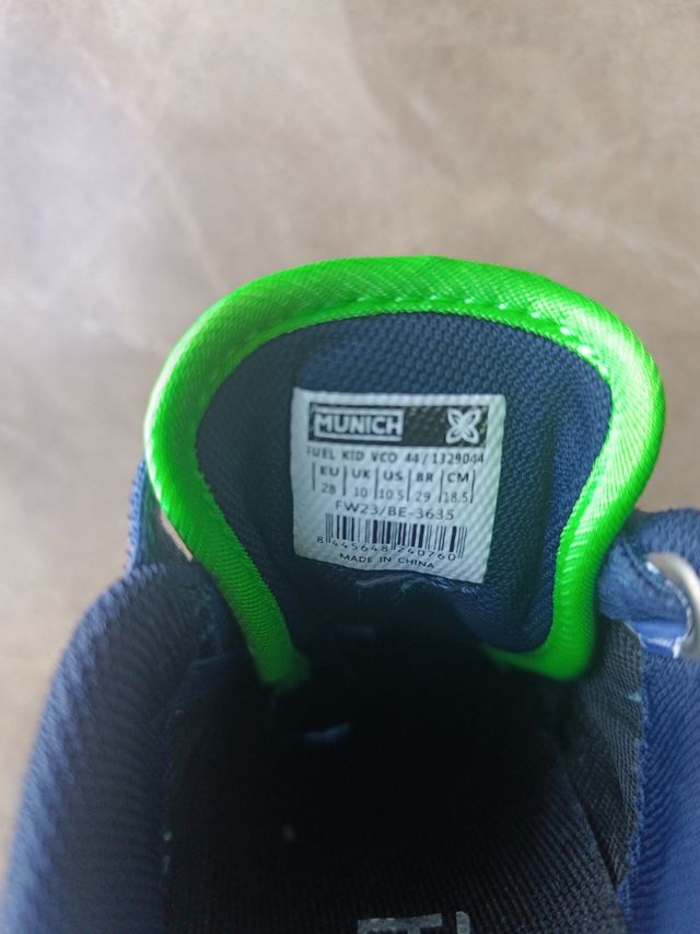 Zapatilla Munich Talla 28