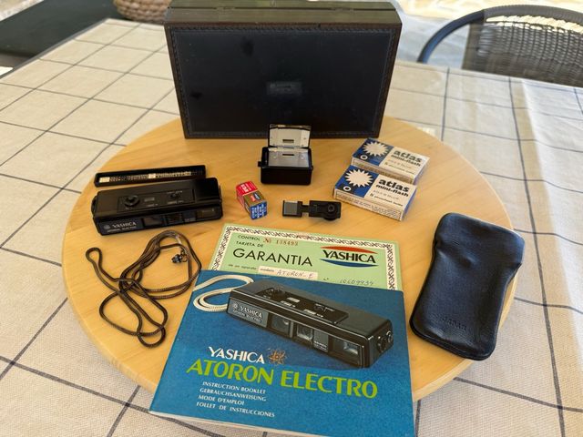 Yashica Atoron Electro Cámara Espía