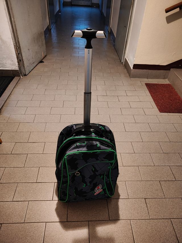 Zaino trolley Invicta leggero camouflage