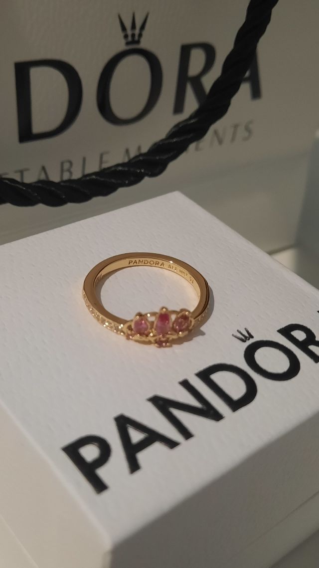 Pandora Disney Rapunzel Coleccion De Anillos De Disney Anillo