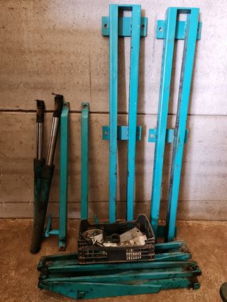 Piso elevable camión grua