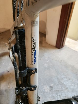 Bicicleta Orbea 27.5 Blanca y Negra