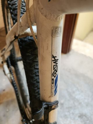 Bicicleta Orbea 27.5 Blanca y Negra
