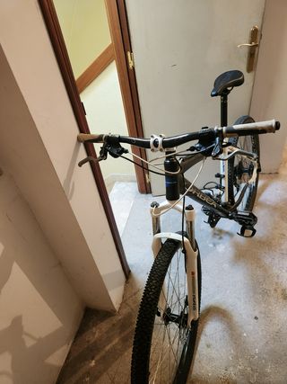Bicicleta Orbea 27.5 Blanca y Negra