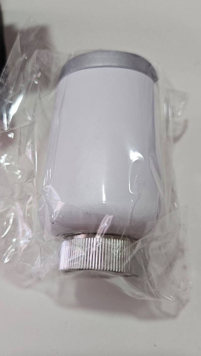 Valvola termostatica intelligente per radiatori