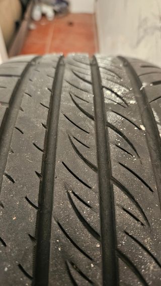 4 Llantas Audi 205/55 R16 con Neumáticos Kleber.