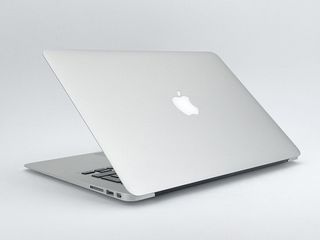 MacBook Air 13" Intel Core i5 1.4GHz de 2 núcleos - 128Gb SSD - RAM 4Gb