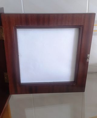 (PERFETTO) Armadio occultabile in legno e vetro