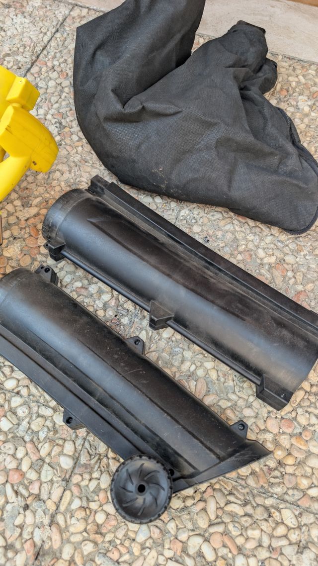 Soffiatore aspiratore foglie Vigor 800W