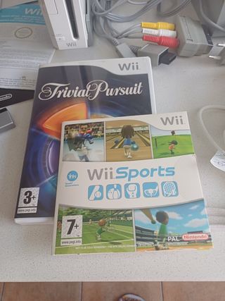 Nintendo Wii + Trivial Pursuit + Wii Sports