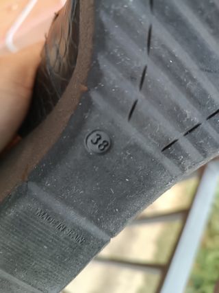 Zapatos de cuña con estampado animal