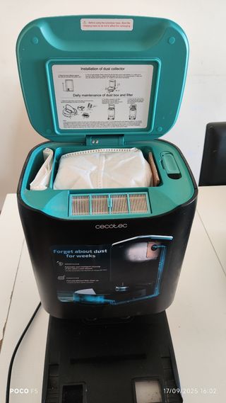 Robot Aspirador Conga 8090 con Base Autovaciado