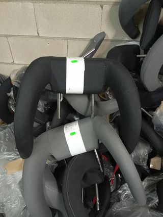 OFERTA ....Reposacabezas Seguridad  VW SEAT