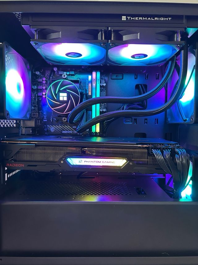 PC Gaming Ryzen 9 5900XT 32GB RX 6800XT 16GB