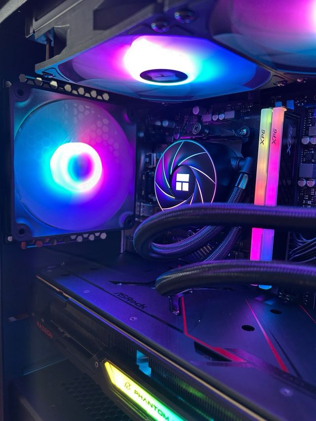 PC Gaming Ryzen 9 5900XT 32GB RX 6800XT 16GB