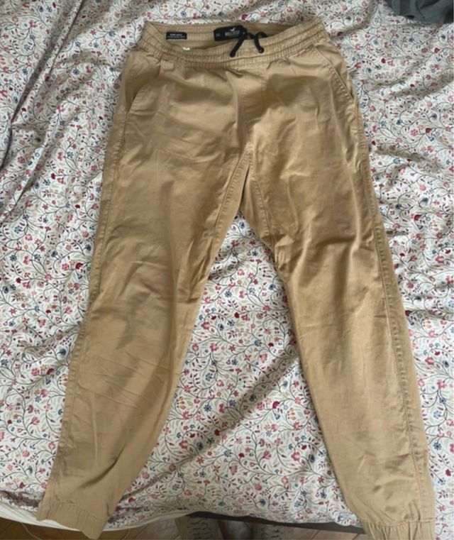 Jogger Hollister Beige Talla M
