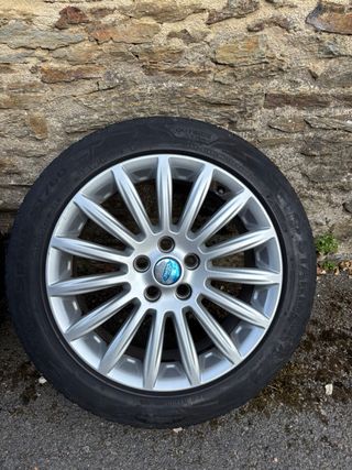 Llantas originales Ford en 17”