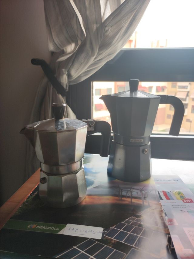 Cafeteras Italianas Monix y Valira