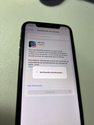 iPhone 11 Negro 94% Salud + cargador original