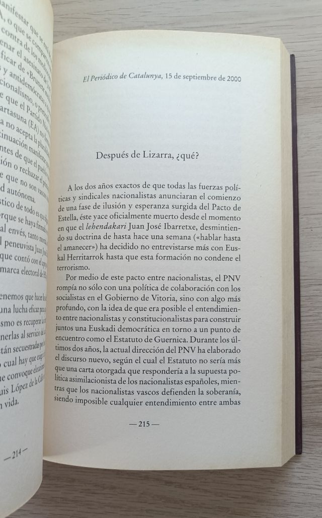 TESTIGO PRIVILEGIADO de Mario Onaindía, Artículos