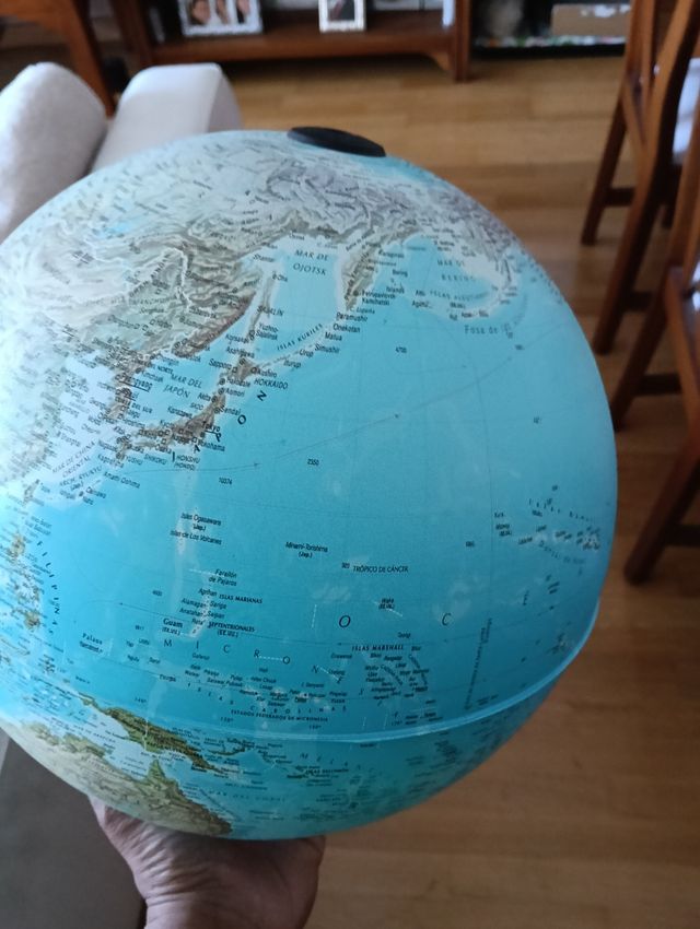 Lámpara Globo Terráqueo Azul y Blanco