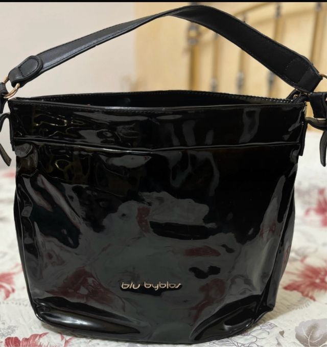 Borsa Blu Byblos Nera Vernice
