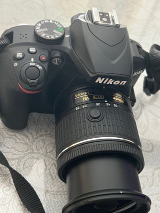Cámara Nikon D3400 Reflex como nueva