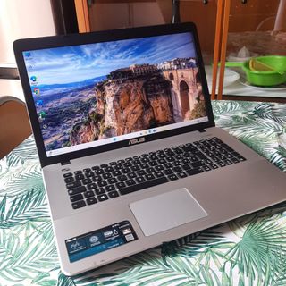ASUS X751L Silver 17.3 Laptop