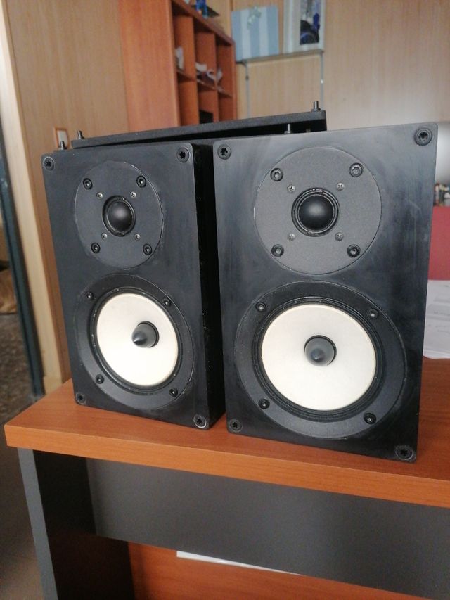 Altoparlanti neri Onkyo D-055