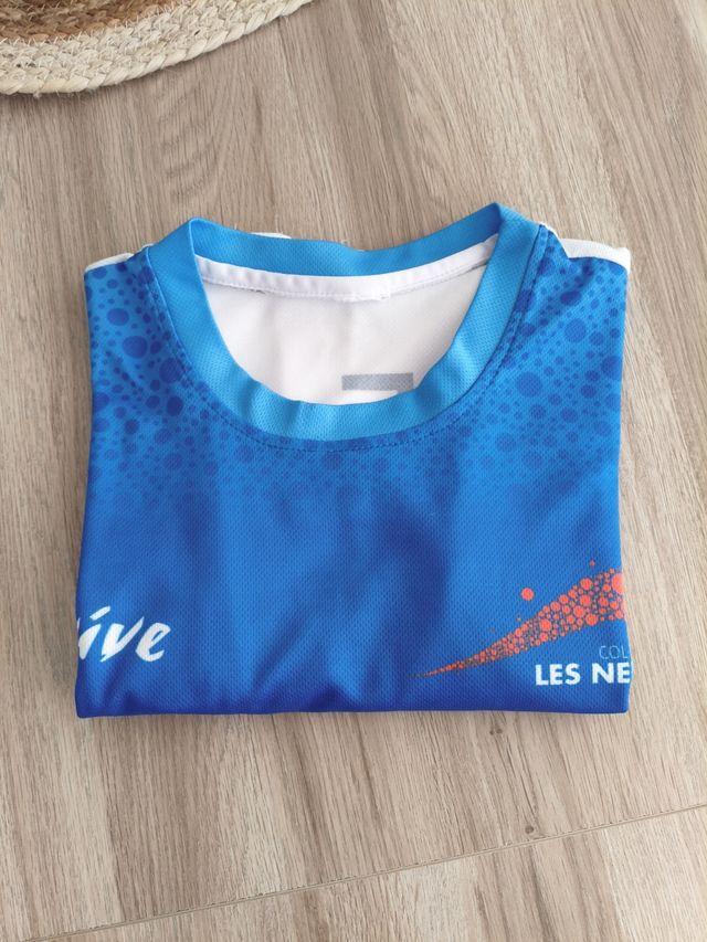 Camiseta deportiva colegio Neus