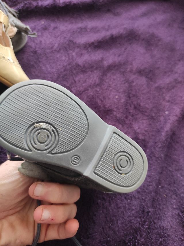 Zapatos de piel talla 19