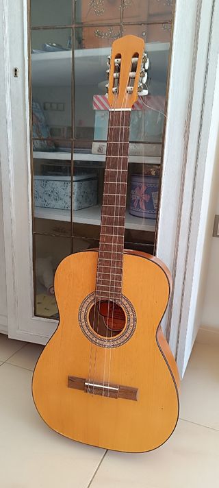 Guitarra Clásica Madera Natural