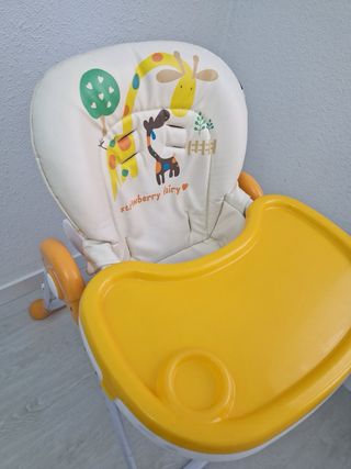 Trona Ibaby Pod con diseño infantil