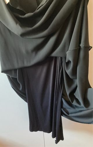 Morbidissimo vestito nero in viscosa
taglia unica 