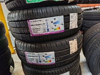 2 Neumáticos Nexen Roadian CT8 225/65R16C