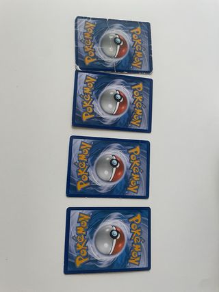 Carte Pokémon Solgaleo, Incineroar,Charizzard,ecc
