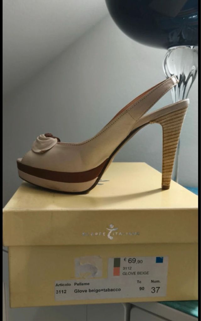 Scarpe décolleté in pelle beige e marrone Tg 37