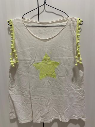 Camiseta TEX con estrellas y pompones