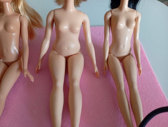 Lote 4 Muñecas Barbie