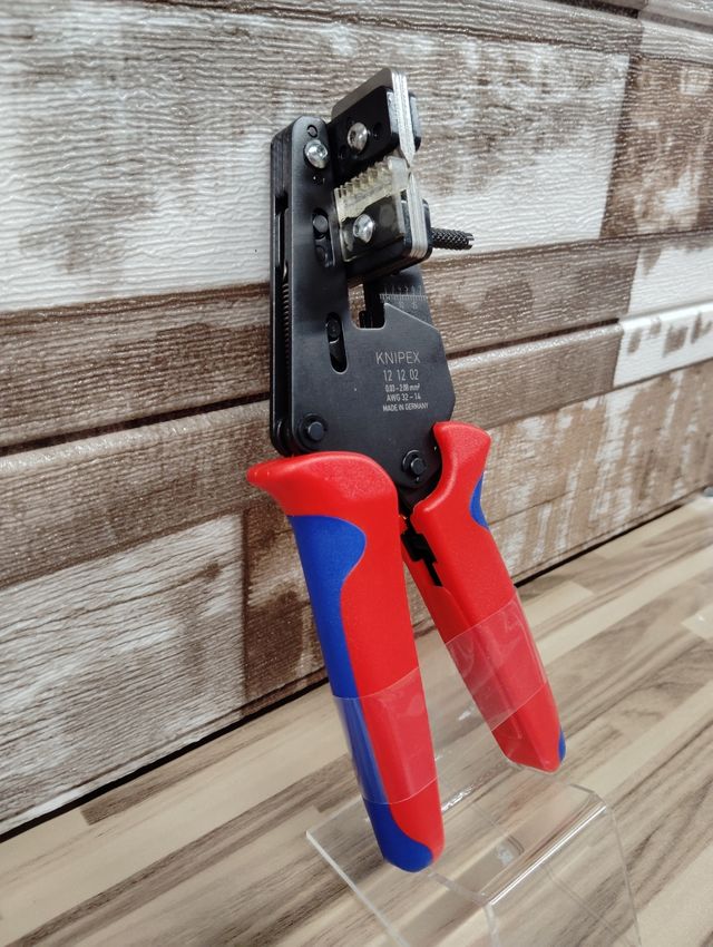 Pelacables Profesional Knipex 12 12 02