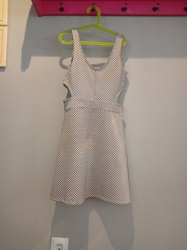 Vestido de verano con lunares