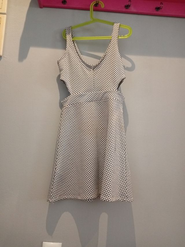 Vestido de verano con lunares