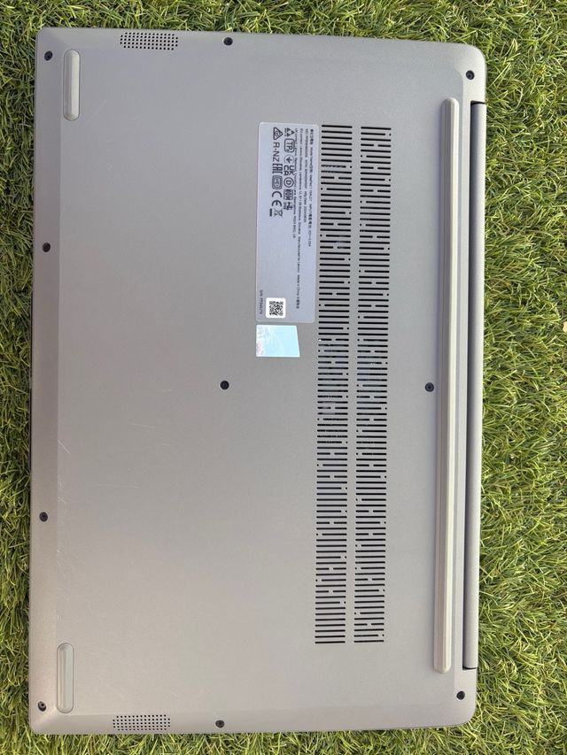 Lenovo IdeaPad 1 15ALC7 Laptop