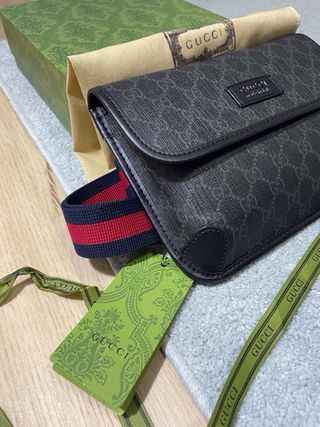 Riñonera Gucci Negra