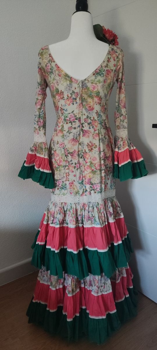 Traje de flamenca canastero