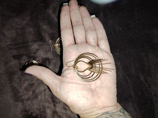 Pendientes dorados largos/anillo dorado