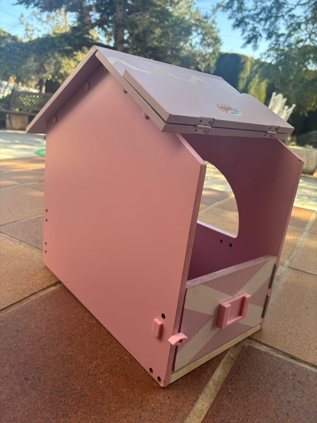 Casa o establo Baby Born rosa