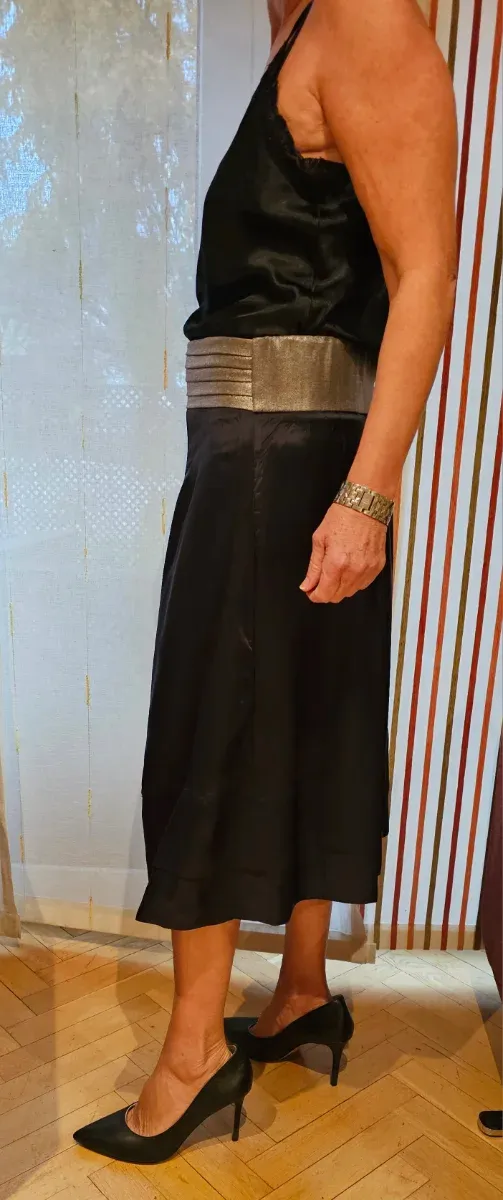 Falda Maje Negra Talla M