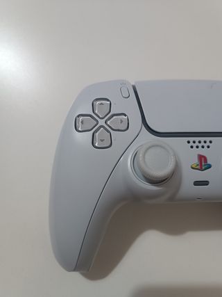 Mando PS5 Blanco con joysticks TMR magnéticos.