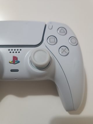 Mando PS5 Blanco con joysticks TMR magnéticos.